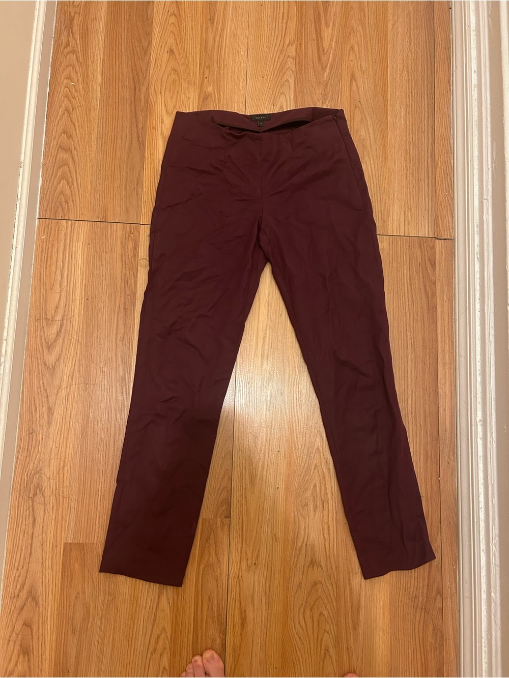 Theory Burgundy Skinny Ankle Pants